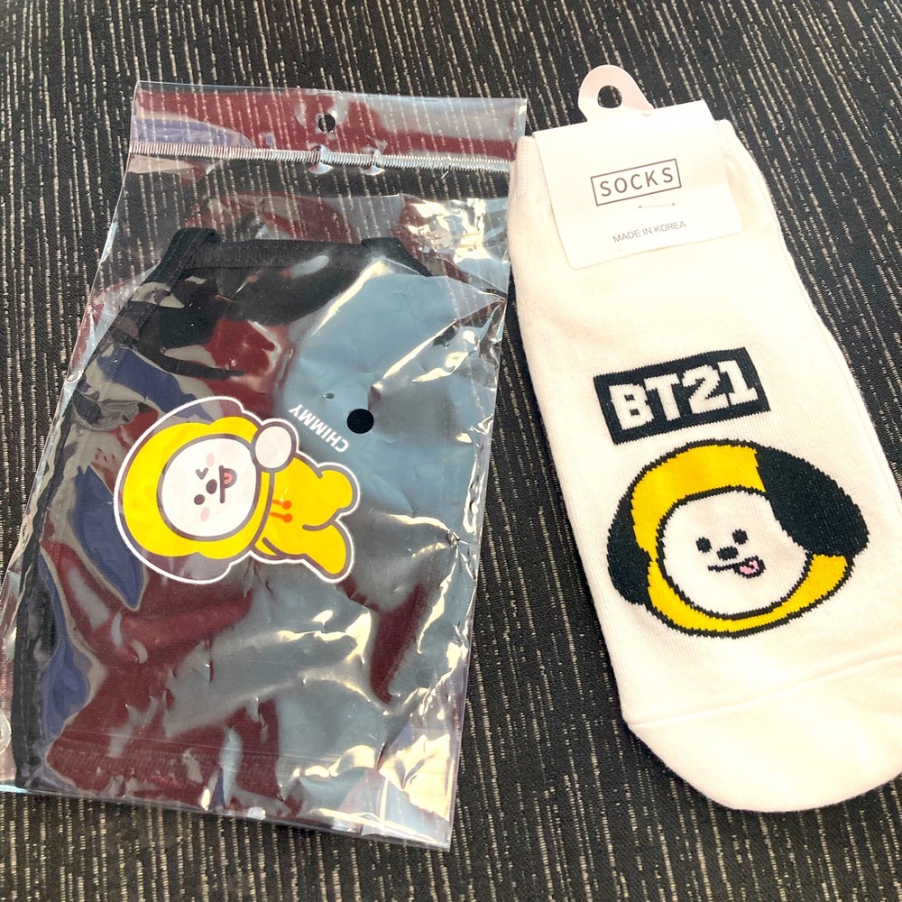 BTS BT21 Ankle Socks and Mask. 💕